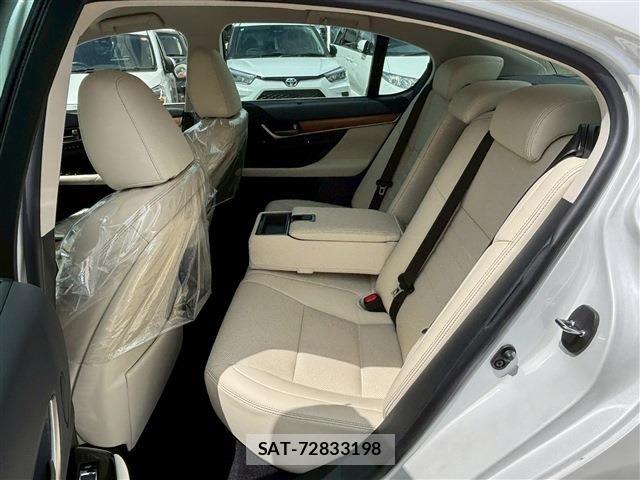 Lexus GS 2017-06 7272220-5
