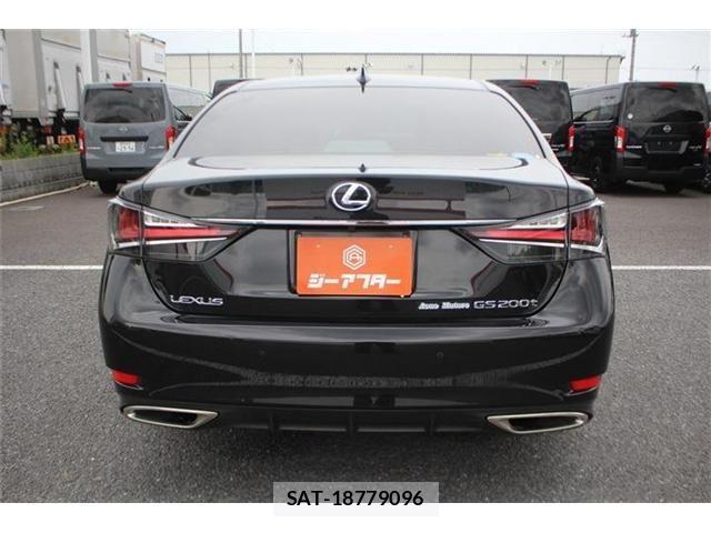 Lexus GS 2017-06 8743372-11