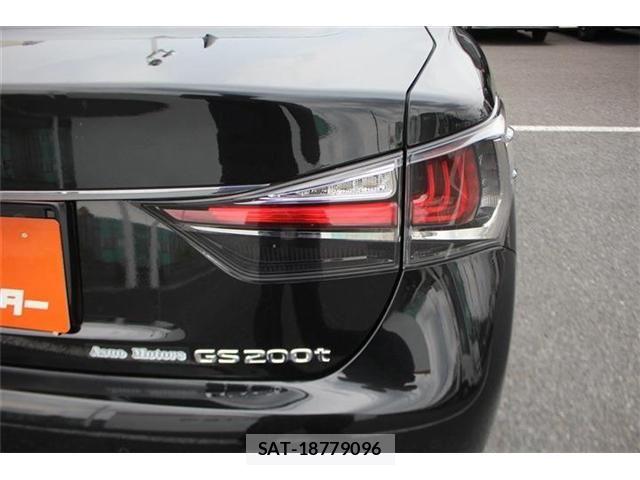 Lexus GS 2017-06 8743372-25