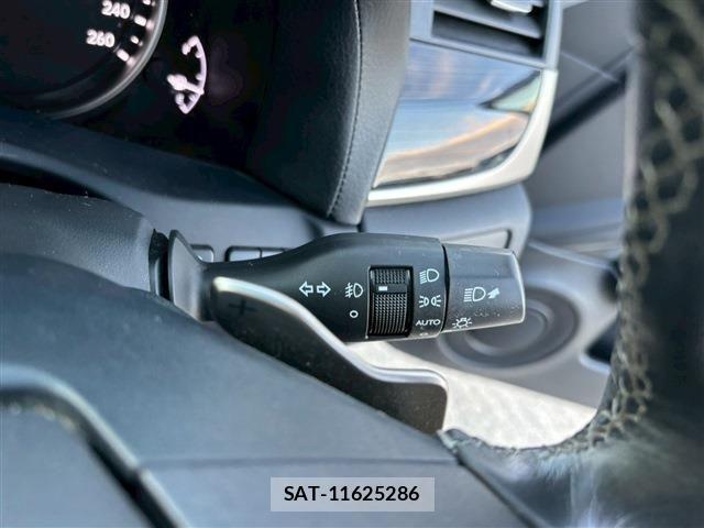 Lexus GS 2014-10 2099901-24