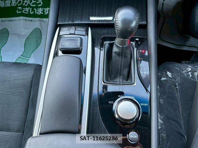 Lexus GS 2014-10 2099901-27
