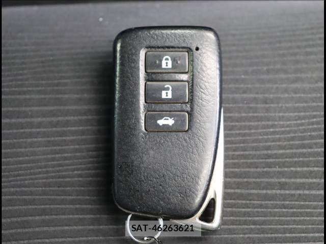 Lexus GS 2012-07 6216339-15