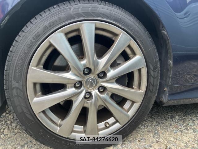 Lexus GS 2012-08 6907657-10