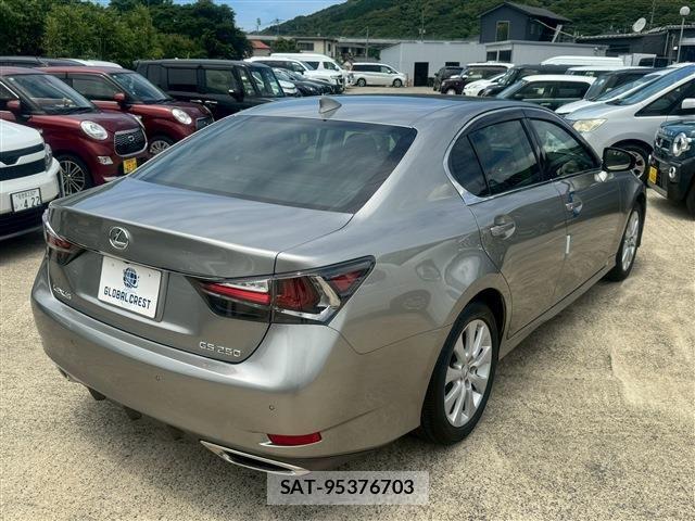 Lexus GS 2016-03 7501251-13