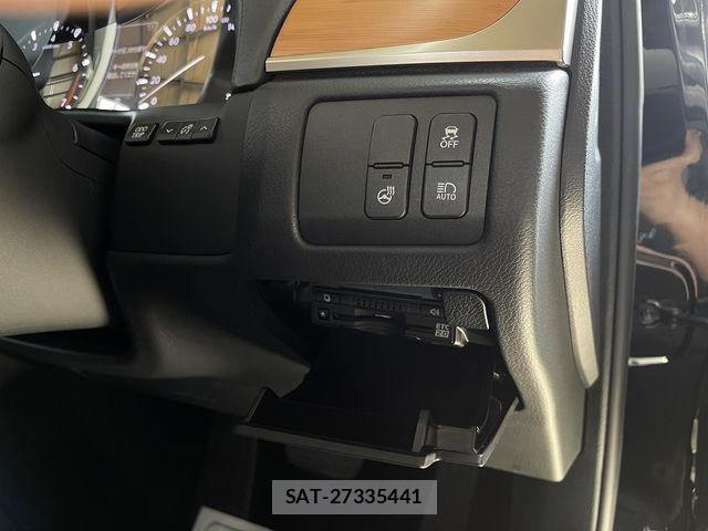 Lexus GS 2016-03 8208344-17