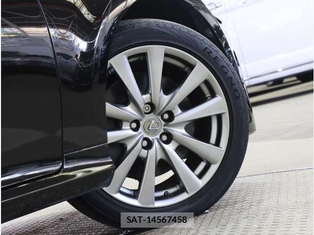 Lexus GS 2013-02 8230604-13