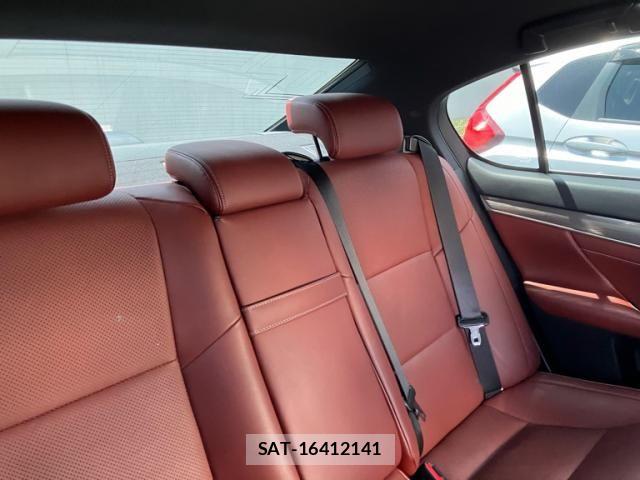 Lexus GS 2012-10 8366704-11