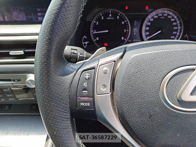 Lexus GS 2012-11 8366703-17