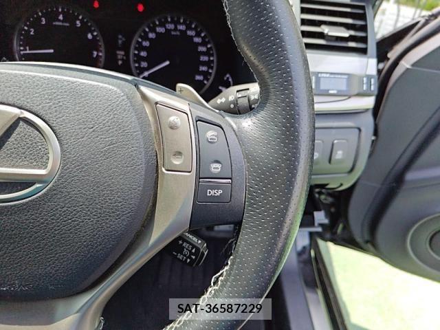 Lexus GS 2012-11 8366703-18