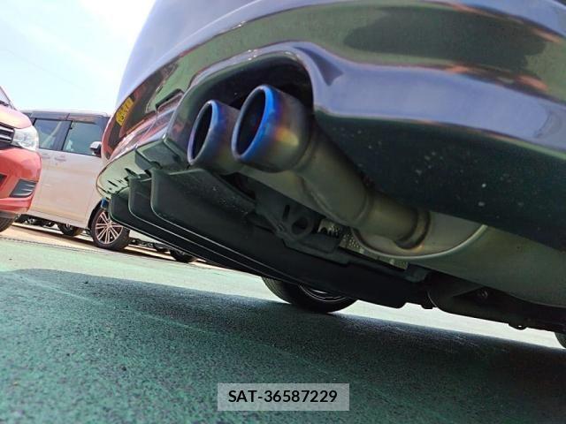 Lexus GS 2012-11 8366703-25