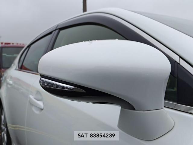 Lexus GS 2014-03 8666383-11