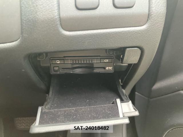 Lexus GS 2013-02 8743375-13