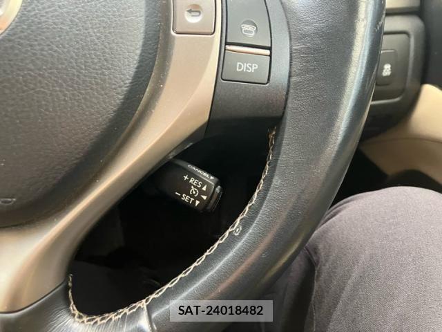 Lexus GS 2013-02 8743375-15