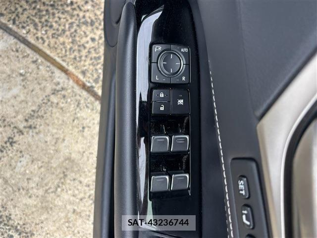 Lexus GS 2018-07 8366706-17