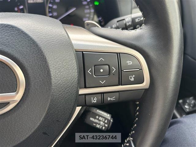 Lexus GS 2018-07 8366706-28