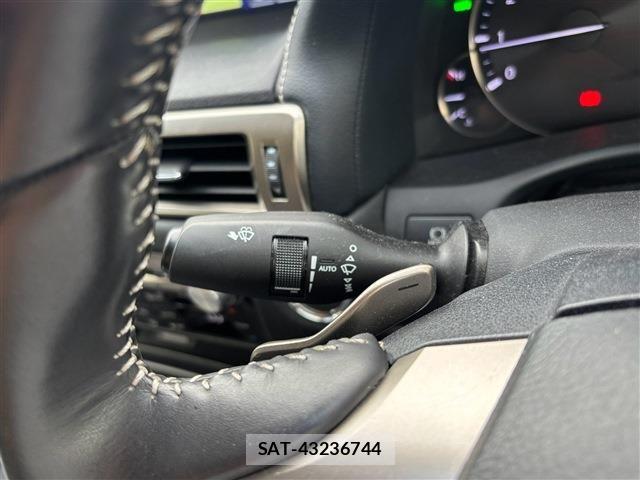 Lexus GS 2018-07 8366706-29