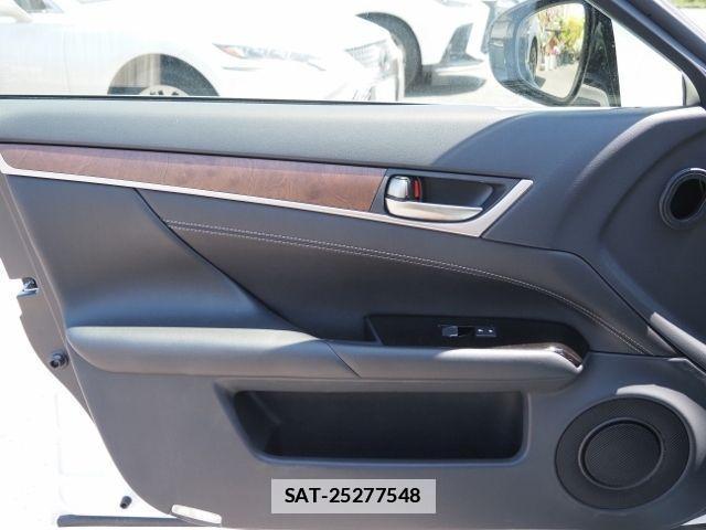 Lexus GS 2017-05 1041095-24