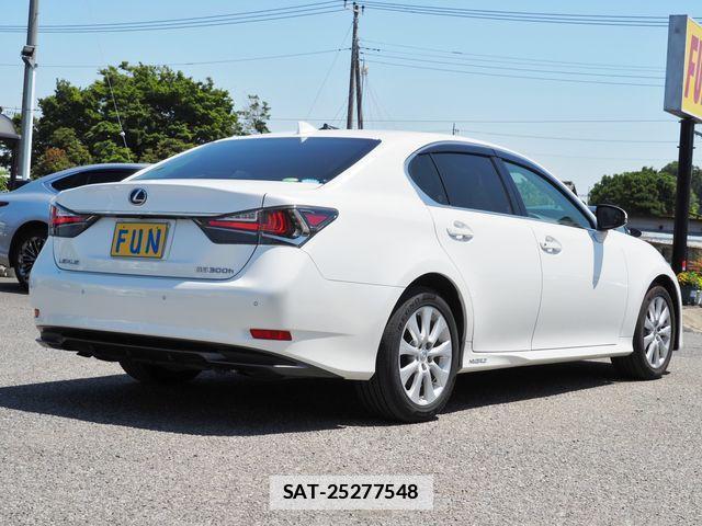 Lexus GS 2017-05 1041095-4
