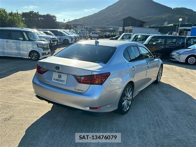 Lexus GS 2015-10 1319688-9