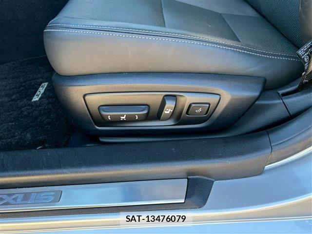 Lexus GS 2015-10 1319688-16
