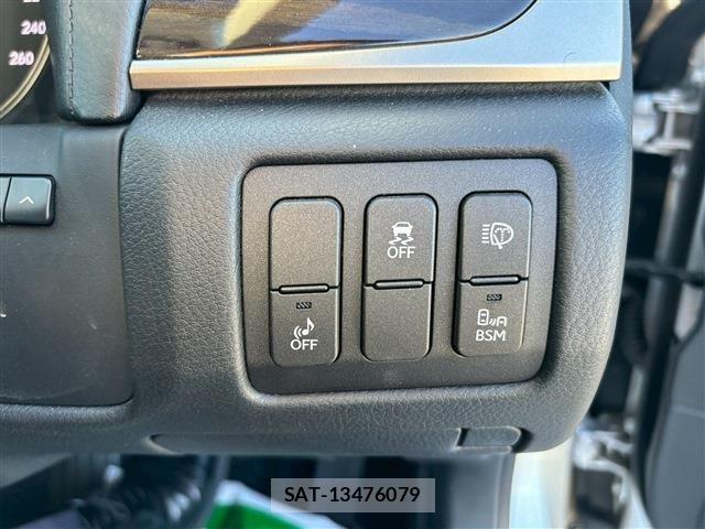 Lexus GS 2015-10 1319688-18