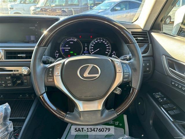 Lexus GS 2015-10 1319688-23