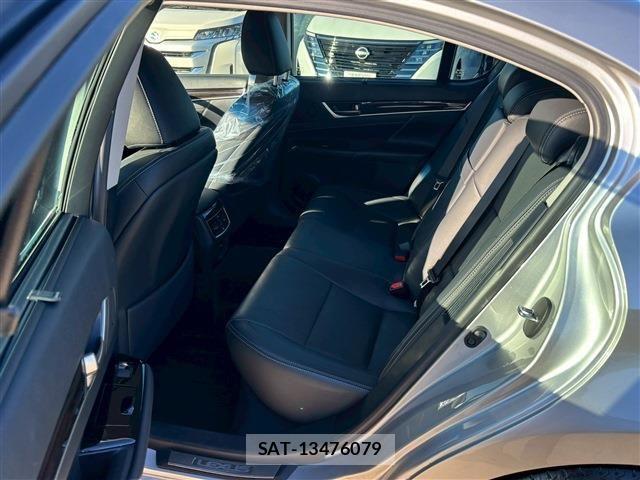 Lexus GS 2015-10 1319688-3
