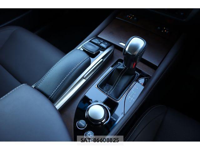 Lexus GS 2018-07 2116153-15