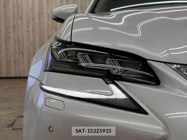 Lexus GS 2018-01 3674421-22