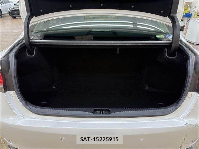Lexus GS 2018-01 3674421-8