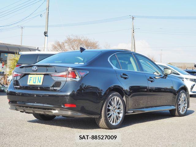 Lexus GS 2020-08 4044524-4