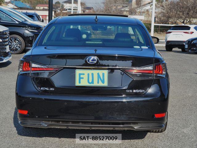 Lexus GS 2020-08 4044524-6
