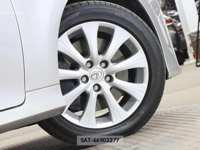Lexus GS 2016-05 4754984-18
