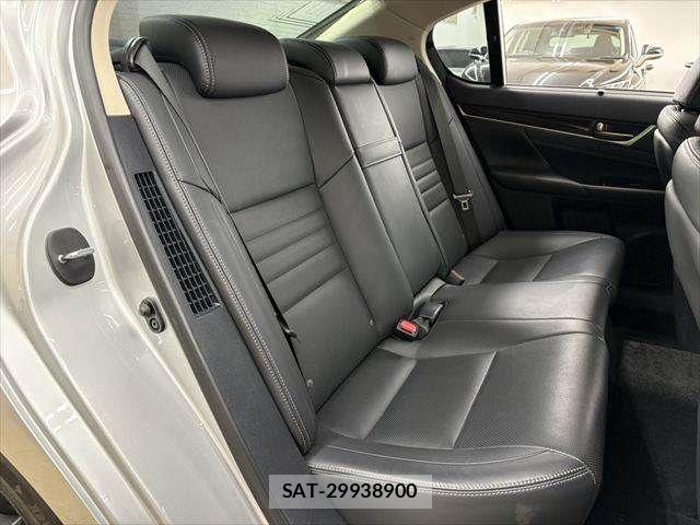 Lexus GS 2016-05 6245117-10