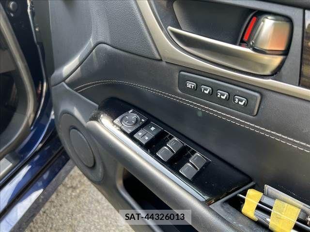 Lexus GS 2018-02 6676649-12