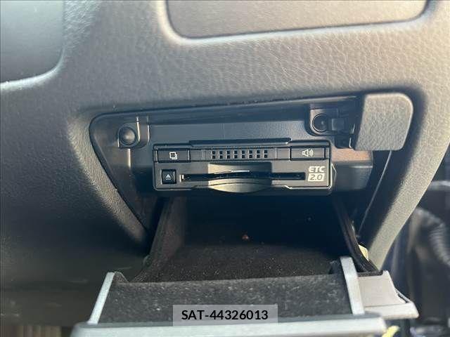 Lexus GS 2018-02 6676649-14