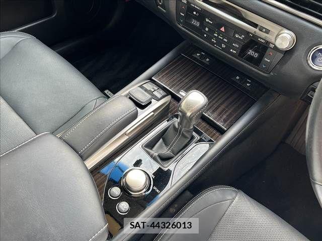 Lexus GS 2018-02 6676649-17