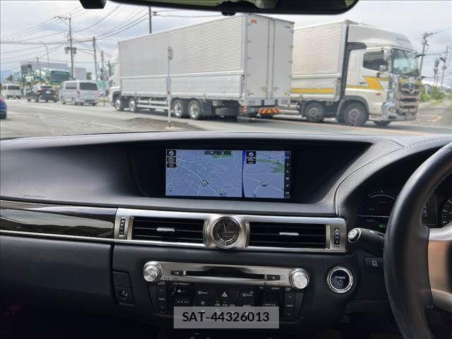 Lexus GS 2018-02 6676649-1