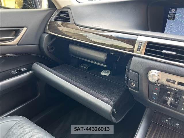 Lexus GS 2018-02 6676649-20