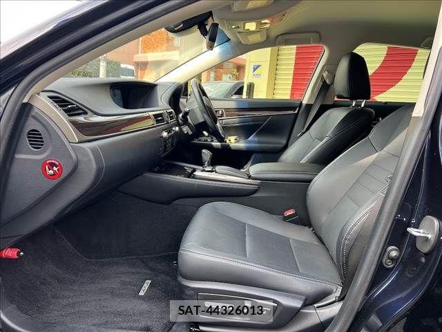 Lexus GS 2018-02 6676649-7
