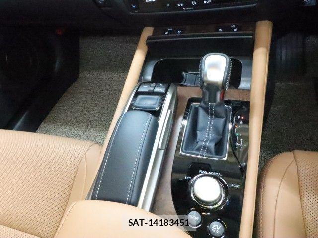 Lexus GS 2016-04 6994982-18