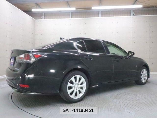 Lexus GS 2016-04 6994982-1