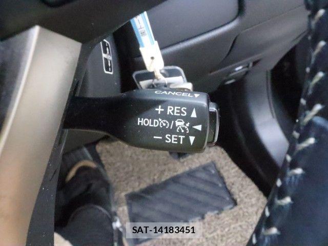 Lexus GS 2016-04 6994982-23