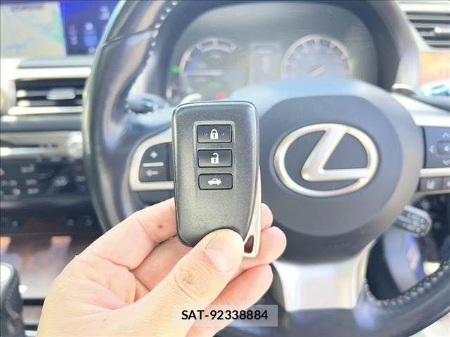 Lexus GS 2015-11 7220885-26