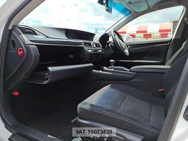 Lexus GS 2013-11 7358468-21