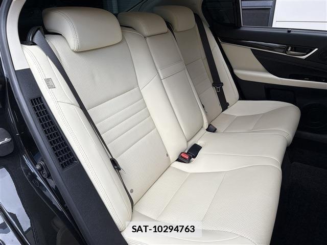 Lexus GS 2016-10 7725022-17