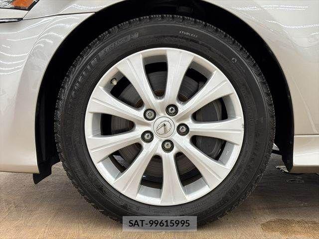 Lexus GS 2017-09 7877323-28