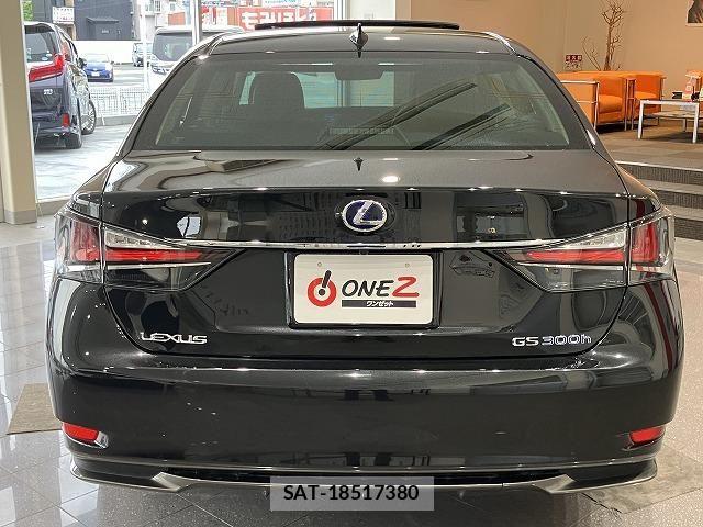 Lexus GS 2017-02 8208346-23