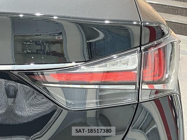 Lexus GS 2017-02 8208346-26