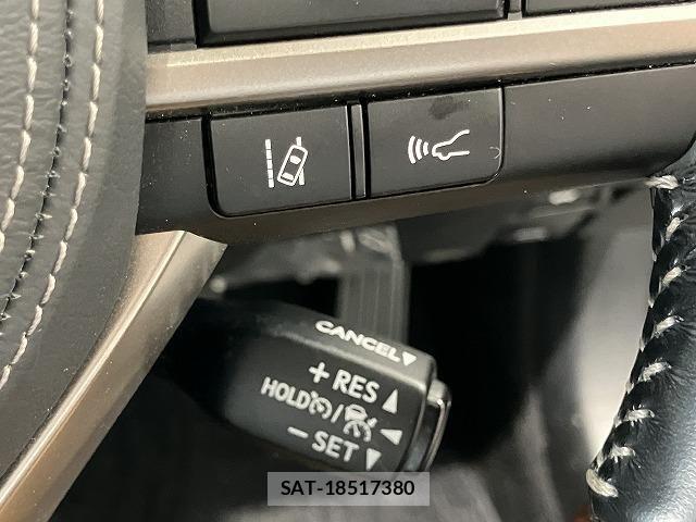 Lexus GS 2017-02 8208346-5